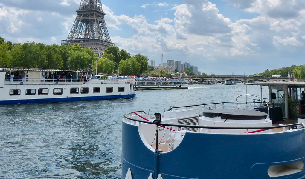 location-peniche-paris-mariage-anniversaire-face-tour-eiffel-1020px